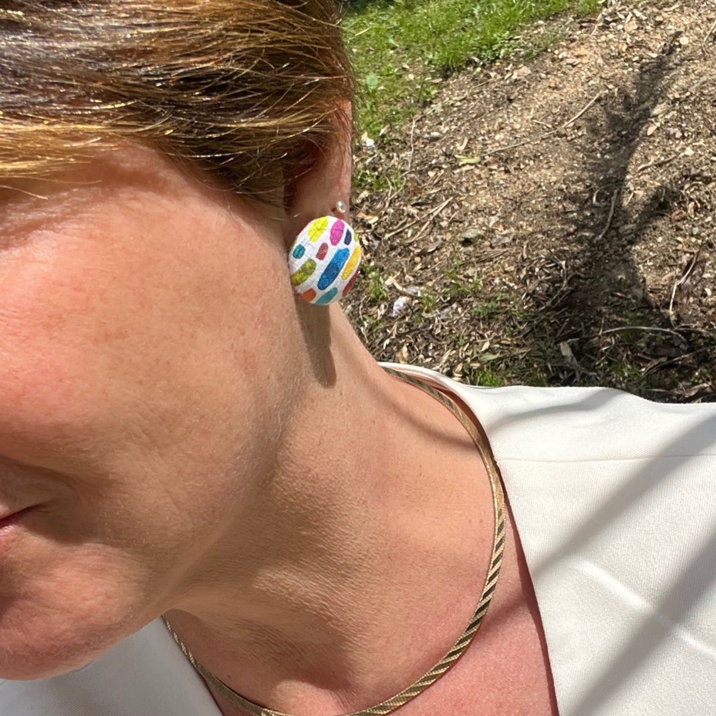 orecchini a bottone multicolor